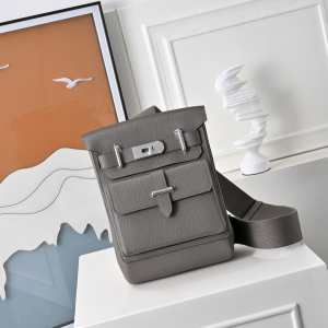 Hermes Hac A Dos Pockets Shoulder Crossbody Backpack Bag Gray Hermes Hac A Dos Pockets Shoulder Crossbody Backpack Bag Gray