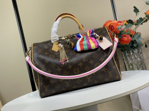 Louis Vuitton Speedy Soft 30 Dark Monogram Canvas Travel Bag Louis Vuitton Speedy Soft 30 Dark Monogram Canvas Travel Bag