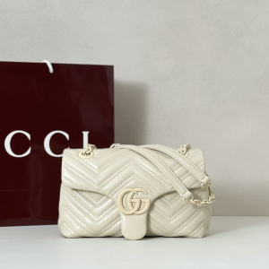 Gucci GG Marmont Small Shoulder Bag White Matelasse Chevron Leather Gucci GG Marmont Small Shoulder Bag White Matelasse Chevron Leather