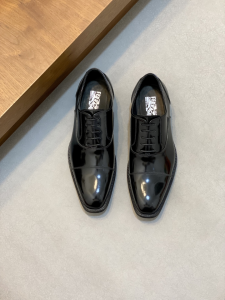 Ferragamo Mens Lace Up Leather Oxford Wingtip Dress Shoes Black Ferragamo Mens Lace Up Leather Oxford Wingtip Dress Shoes Black