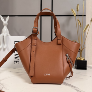 Loewe Hammock Flip Hobo Shoulder Crossbody Bag Brown Classic Calfskin Loewe Hammock Flip Hobo Shoulder Crossbody Bag Brown Classic Calfskin