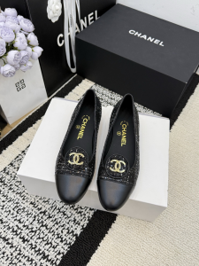 Chanel CC Logo Black Sequins Ballet Flats Chanel CC Logo Black Sequins Ballet Flats