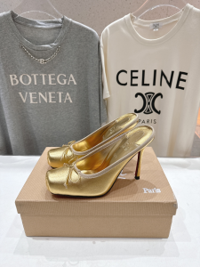 Christian Louboutin Cassia Square Toe Gold Satin Mules Pump 100MM Christian Louboutin Cassia Square Toe Gold Satin Mules Pump 100MM