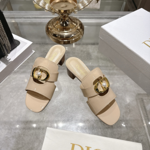 Dior 30 Montaigne Heeled Slides Sandals Beige Patent Leather 35MM Dior 30 Montaigne Heeled Slides Sandals Beige Patent Leather 35MM