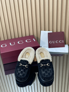 Gucci Horsebit New Sol Suede GG Shearling Mules Black Gucci Horsebit New Sol Suede GG Shearling Mules Black