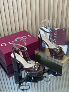 Gucci Horsebit Platform Sandals Dark Brown Patent Leather 115MM Gucci Horsebit Platform Sandals Dark Brown Patent Leather 115MM