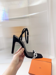Hermes Luz High Heeled Sandals with Ankle Strap Black Suede Leather Hermes Luz High Heeled Sandals with Ankle Strap Black Suede Leather