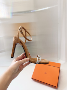 Hermes Luz High Heeled Sandals with Ankle Strap Tan Suede Leather Hermes Luz High Heeled Sandals with Ankle Strap Tan Suede Leather