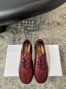 Maison Margiela Lace Up Tabi Jazz Leather Sneakers Red Maison Margiela Lace Up Tabi Jazz Leather Sneakers Red