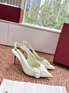 Valentino Archive Butterfly White Leather Slingback Pumps Valentino Archive Butterfly White Leather Slingback Pumps