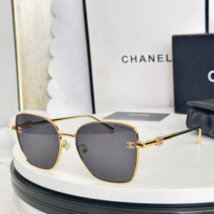 Chanel Luxury Eyewear Sunglasses CH5495 Gray Chanel Luxury Eyewear Sunglasses CH5495 Gray