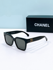 Chanel Square Luxury Eyewear Sunglasses CH5557 Black Chanel Square Luxury Eyewear Sunglasses CH5557 Black