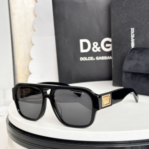 Dolce Gabbana DG Luxury Eyewear Sunglasses DG4506 Black Dolce Gabbana DG Luxury Eyewear Sunglasses DG4506 Black