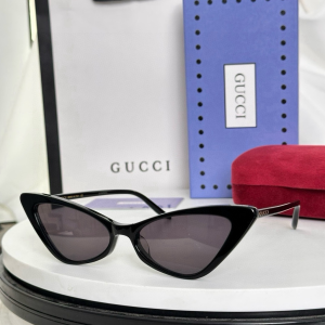 Gucci Luxury Eyewear Sunglasses GG0708 Black Gucci Luxury Eyewear Sunglasses GG0708 Black