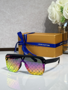 Louis Vuitton LV Luxury Eyewear Sunglasses Z2878U Black Louis Vuitton LV Luxury Eyewear Sunglasses Z2878U Black