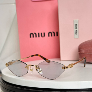 Miu Miu Luxury Eyewear Sunglasses SMUA55 Beige Miu Miu Luxury Eyewear Sunglasses SMUA55 Beige