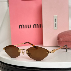 Miu Miu Luxury Eyewear Sunglasses SMUA55 Brown Miu Miu Luxury Eyewear Sunglasses SMUA55 Brown