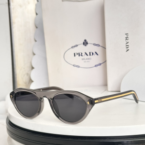 Prada Oval Luxury Eyewear Sunglasses SPRB15 Gray Prada Oval Luxury Eyewear Sunglasses SPRB15 Gray