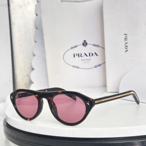 Prada Oval Luxury Eyewear Sunglasses SPRB15 Purple Black Prada Oval Luxury Eyewear Sunglasses SPRB15 Purple Black