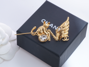 Chanel Gold Metal Cat and Wing Brooch