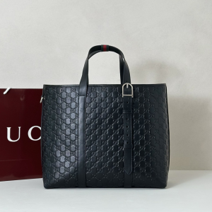Gucci GG Emblem Large Tote Bag Black Embossed GG Smooth Leather Gucci GG Emblem Large Tote Bag Black Embossed GG Smooth Leather