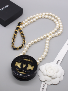 Chanel CC Logo Black Around Pearls Pendant Necklaces Chanel CC Logo Black Around Pearls Pendant Necklaces