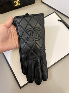 Chanel CC Logo Black Glove