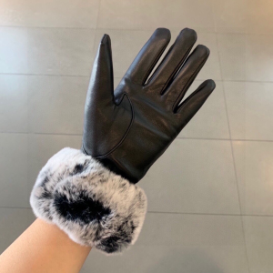 Chanel CC Logo Black Shearling Glove