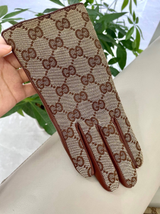 Gucci GG Canvas Glove
