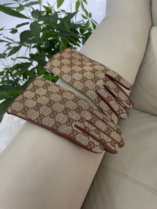 Gucci GG Canvas Glove