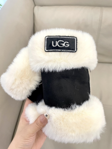 UGG Black Shearling Fingerless Glove