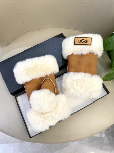 UGG Brown Shearling Fingerless Glove