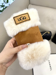 UGG Brown Shearling Fingerless Glove