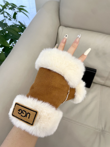 UGG Brown Shearling Fingerless Glove