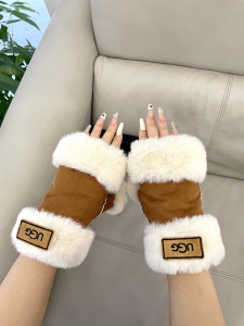 UGG Brown Shearling Fingerless Glove