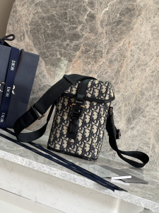 Dior Mini Dior Hit the Road Vertical Messenger Bag with Flap Blue Dior Oblique Jacquard Dior Mini Dior Hit the Road Vertical Messenger Bag with Flap Blue Dior Oblique Jacquard