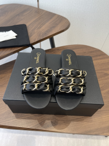 Chanel Black Leather and Chain Flat Slides Sandals Chanel Black Leather and Chain Flat Slides Sandals