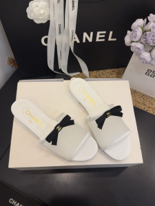 Chanel CC Bowknot White Mesh and Leather Flat Slides Sandals Chanel CC Bowknot White Mesh and Leather Flat Slides Sandals