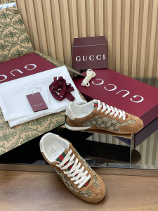 Gucci Shift Sneakers Beige Brown GG Canvas and Suede Leather Gucci Shift Sneakers Beige Brown GG Canvas and Suede Leather