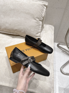 Louis Vuitton LV Ballet Ballerina Flats Black Calfskin Leather Louis Vuitton LV Ballet Ballerina Flats Black Calfskin Leather