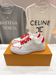 Louis Vuitton LV Lagoon White Calfskin Leather Sneakers Louis Vuitton LV Lagoon White Calfskin Leather Sneakers