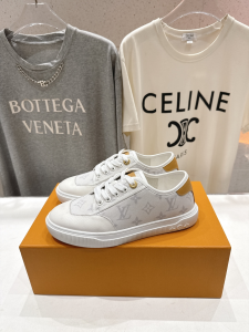 Louis Vuitton LV Lagoon White Monogram Canvas Sneakers Louis Vuitton LV Lagoon White Monogram Canvas Sneakers