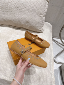 Louis Vuitton LV Romy Ballet Ballerina Flats with Studs Brown Lambskin Louis Vuitton LV Romy Ballet Ballerina Flats with Studs Brown Lambskin