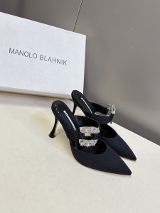Manolo Blahnik Maidugura Crystal Embellished Black Satin High Heeled Mules Pumps 85MM Manolo Blahnik Maidugura Crystal Embellished Black Satin High Heeled Mules Pumps 85MM