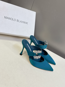Manolo Blahnik Maidugura Crystal Embellished Blue Satin High Heeled Mules Pumps 85MM Manolo Blahnik Maidugura Crystal Embellished Blue Satin High Heeled Mules Pumps 85MM