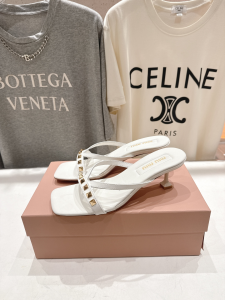 Miu Miu Studs White Leather Slides Sandals 50MM Miu Miu Studs White Leather Slides Sandals 50MM