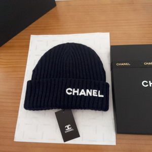 Chanel Logo Cashmere Knit Beanie Black