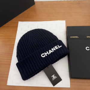 Chanel Logo Cashmere Knit Beanie Black