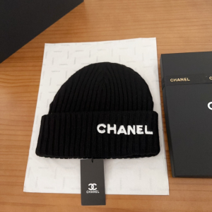 Chanel Logo Cashmere Knit Beanie Black