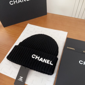 Chanel Logo Cashmere Knit Beanie Black